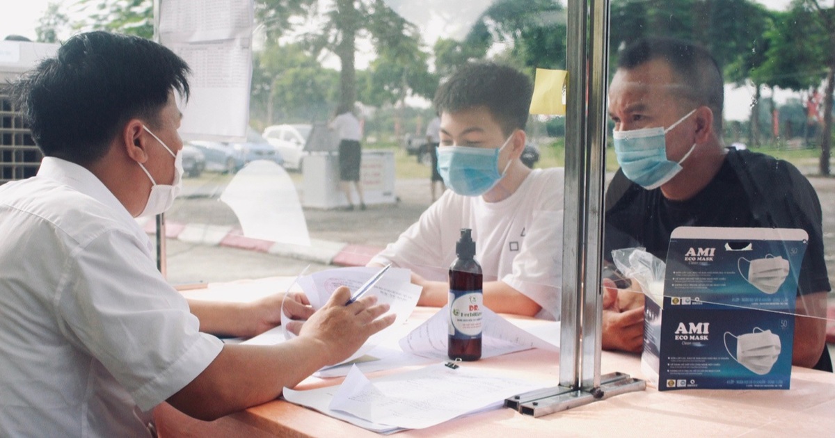 Trường nghề hỗ trợ hơn 1 tỷ đồng chia sẻ khó khăn với sinh viên mùa dịch - Vimarsana News