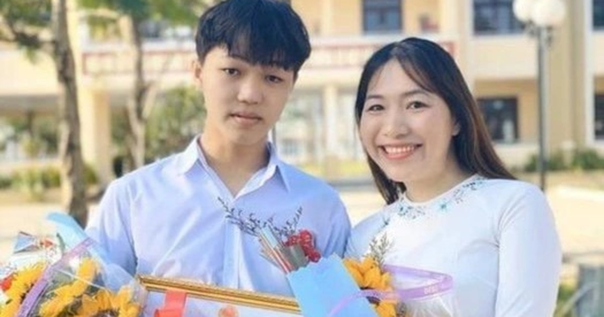 Cộng đồng mạng thán phục chúc mừng nam sinh đạt điểm tuyệt đối môn Văn - Vimarsana News