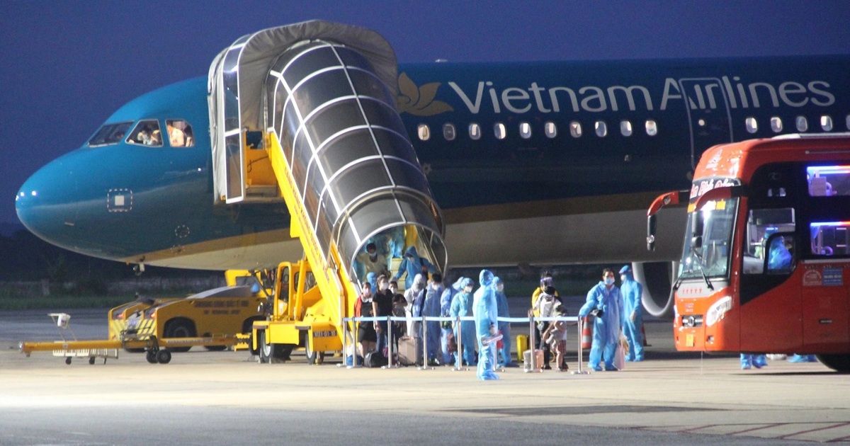 Những công dân Nghệ An đầu tiên về quê tránh dịch trên chuyến bay 0 đồng - Vimarsana News