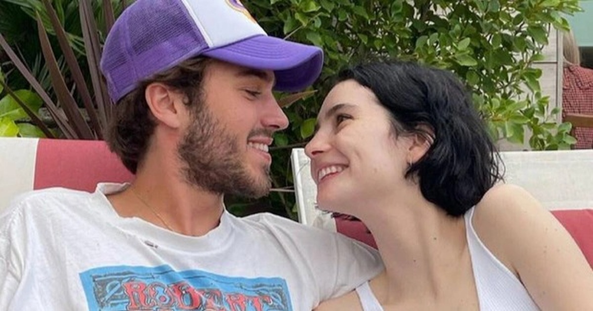Con gái tài tử quá cố Paul Walker đính hôn sau một tháng quen biết - Vimarsana News