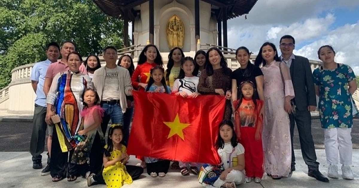 Người Việt tại Anh chung tay cùng quê hương vượt qua Covid-19 - Vimarsana News