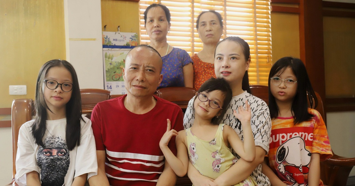 Hành trình "thoát" Covid-19 của một gia đình có 9 người mắc bệnh - Vimarsana News
