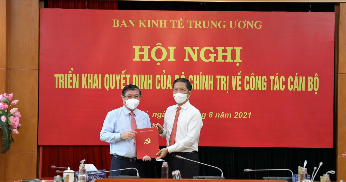 Ông Nguyễn Thành Phong ra Hà Nội nhậm chức Phó Trưởng Ban Kinh tế TƯ - Vimarsana News
