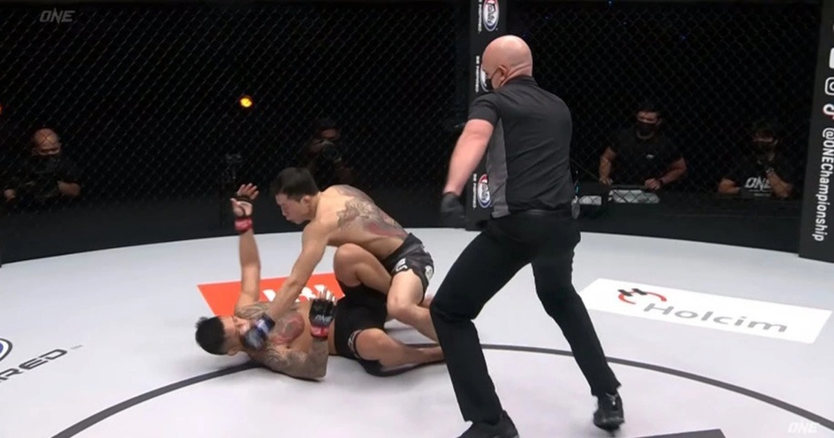 Võ sĩ Martin Nguyễn thua knock-out đối thủ Hàn Quốc chỉ sau 3 phút