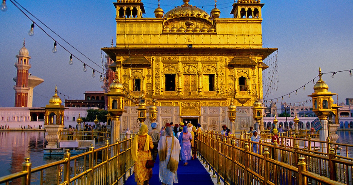 Lóa mắt với cung điện Vàng Sripuram ở Ấn Độ