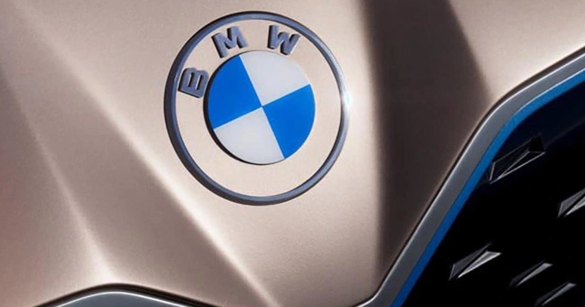 MercedesBenz và BMW giảm giá kịch sàn tới hơn 800 triệu cơ hội mua xe