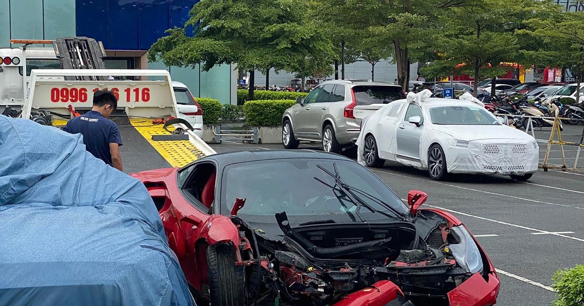Siêu xe Ferrari 296 bị triệu hồi vì nguy cơ rò rỉ nhiên liệu