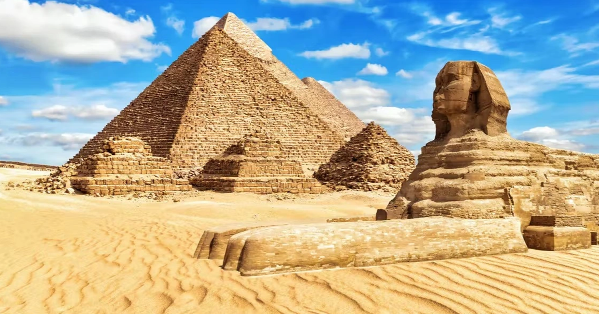 Giải mã bí ẩn cách người Ai Cập vận chuyển triệu khối đá xây kim tự tháp |  Báo Dân trí