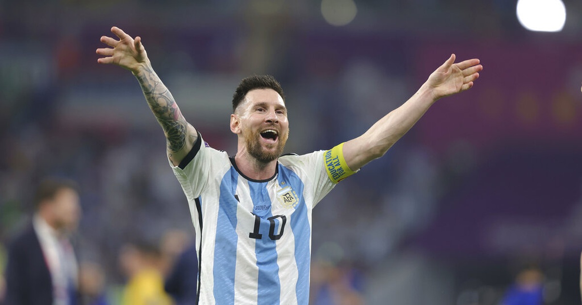Thiên tài Lionel Messi, dấu ấn Scaloni và bản sắc bóng đá Argentina | Báo  Dân trí