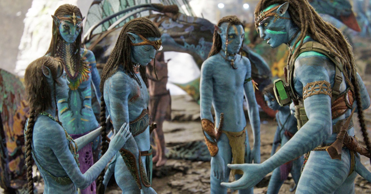 Doanh thu toàn cầu của Avatar 2 vượt mốc 2 tỷ USD