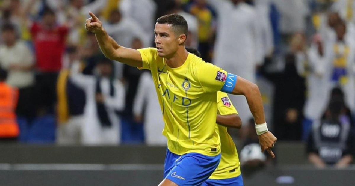 C.Ronaldo lập kỷ lục khủng trong ngày giúp Al Nassr thắng đậm | Báo Dân trí