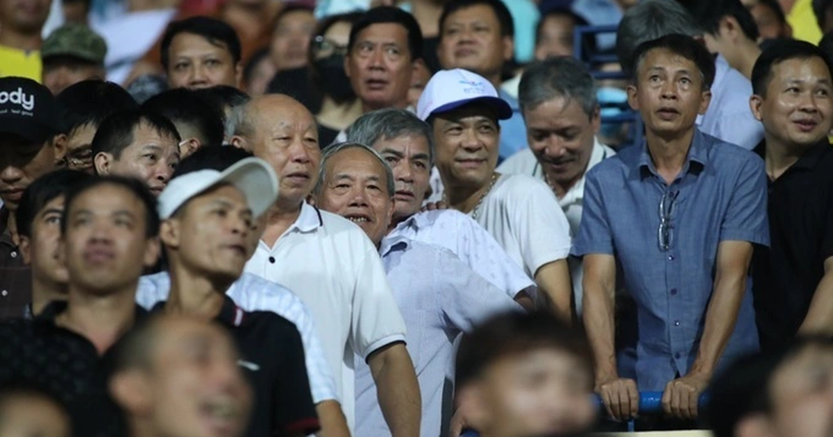 CLB Nam Định có động thái bất ngờ, lôi kéo CĐV tới sân Thiên Trường | Báo  Dân trí