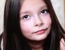 Cô bé 13 tuổi tự tử vì bị cha dượng bắt lau nhà tới 1 giờ sáng