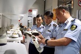 Fake luxury goods sold at fashion stores in central Danang