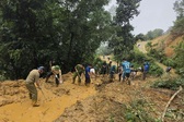 Heavy rain raises landslide, flooding risks across northern Vietnam