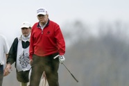 Ông Trump bỏ họp thượng đỉnh G20 giữa chừng đi chơi golf