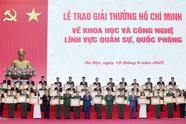 Trao Giải thưởng Hồ Chí Minh về KHCN lĩnh vực quân sự, quốc phòng