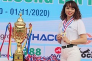 Bán được 2 căn nhà sau một ngày tư vấn cho khách