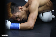 Võ sĩ Trần Văn Thảo hạ knock-out đối thủ để giành đai vô địch IBA thế giới