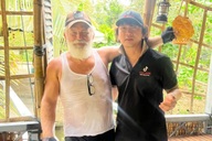 Vietnamese man invites foreign cyclist home in viral video