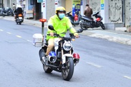 Lam Dong tightens motorbike rentals for foreign tourists