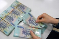 Deposit rates fall as 30 banks cut interest rates