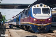 Hue-Danang heritage trains suspended due to Storm Fengshen
