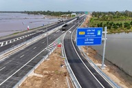 Vietnam exceeds 3,000km expressway target through decisive leadership