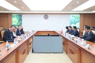 Finance Ministry discusses credit rating upgrade with Moody’s Ratings