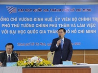 Phó Thủ tướng giải tỏa lo lắng của sinh viên “tự chủ cao kèm tiền học phí tăng”