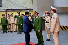 Bảo đảm trật tự an toàn giao thông để nhân dân đón Tết vui vẻ, an lành