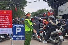 Chi tiết 16 điểm trông giữ xe thu phí không dùng tiền mặt từ 15/4
