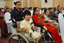 “Một trái tim - Một thế giới” nơi tôn vinh những tấm lòng cao cả