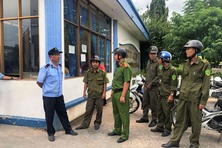 Lực lượng tham gia bảo vệ an ninh, trật tự ở cơ sở được bố trí nơi làm việc
