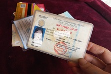 Bị tước giấy phép lái xe hạng A1 có được thi giấy phép lái xe hạng A2?