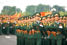 Chi tiết bảng lương của công an, sĩ quan quân đội sau tăng lương cơ sở