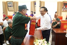 Hà Nội chi trả trợ cấp gần 1.100 tỷ đồng cho khoảng 80.000 người có công