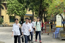 “Lối rẽ” cho học sinh trượt lớp 10 công lập
