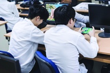 Xóa bỏ ngôn từ độc hại, rất cần ý thức của mỗi teen