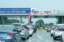 Từ tháng 8 tới, loại xe nào không phải đóng phí sử dụng đường bộ?