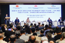 Thủ tướng đề nghị các tập đoàn Ấn Độ đầu tư, hợp tác đào tạo nhân lực cao