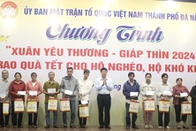 Đà Nẵng vận động gần 19,7 tỷ đồng ủng hộ Quỹ “Vì người nghèo”