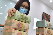 Quy định mới về lương, giá bán điện sẽ có hiệu lực từ tháng 9