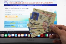 Người dân TPHCM có thể đổi giấy phép lái xe trực tuyến