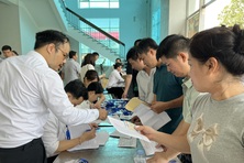 Hệ lụy từ những phiên đấu giá đất “bất thường”