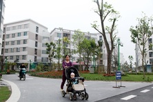 Nhà ở xã hội tăng giá: Cơ hội nào cho người thu nhập thấp?