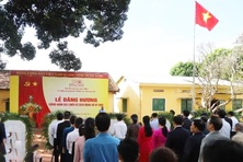 Dâng hương các liệt sĩ nhân kỷ niệm 120 năm thành lập tỉnh Đắk Lắk