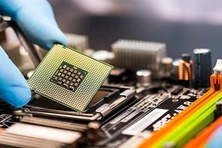 Thủ tướng yêu cầu đẩy mạnh đào tạo nhân lực cho ngành công nghiệp bán dẫn