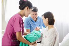 TPHCM hỗ trợ tiền, thưởng bằng khen để tăng tỷ lệ sinh 2 con