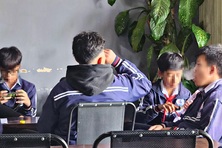 Thuốc lá điện tử, thuốc lá nung nóng tiếp cận trẻ em Việt Nam như thế nào?